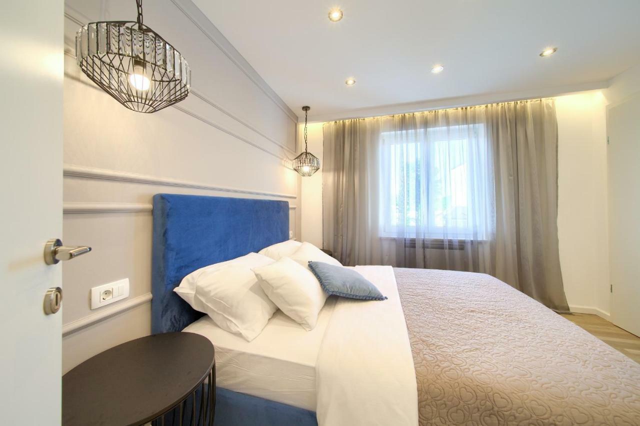 Holiday Home Elegant Vrh  Екстериор снимка