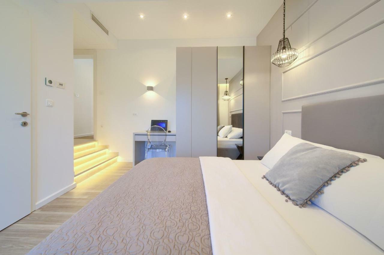 Holiday Home Elegant Vrh  Екстериор снимка